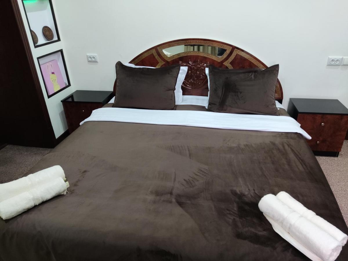 Al Mirjon Hotel บูคารา ภายนอก รูปภาพ