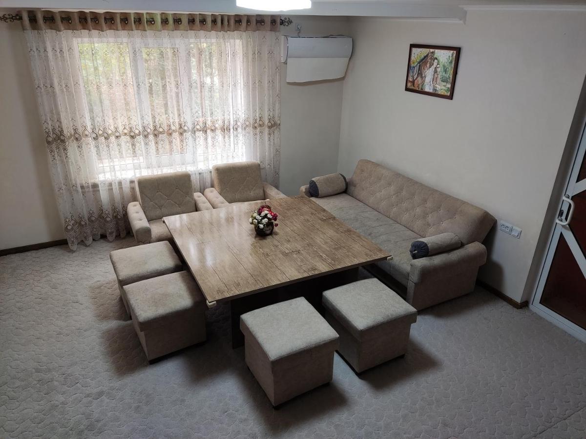 Al Mirjon Hotel บูคารา ภายนอก รูปภาพ