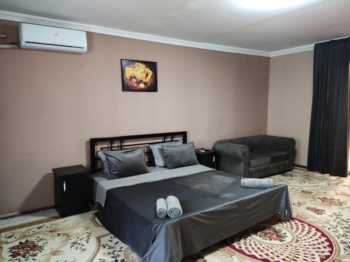 Al Mirjon Hotel บูคารา ภายนอก รูปภาพ